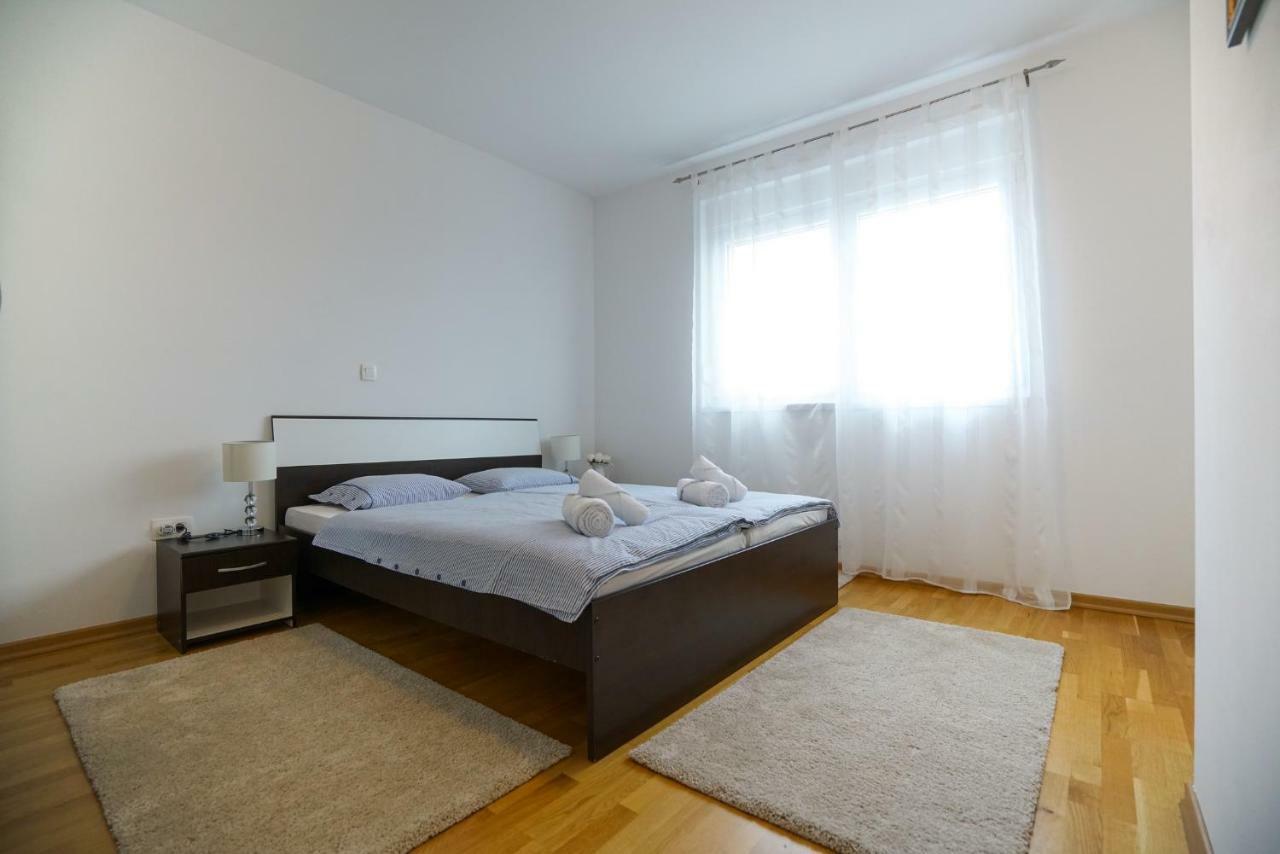 Apartman Reno Ζαντάρ Εξωτερικό φωτογραφία