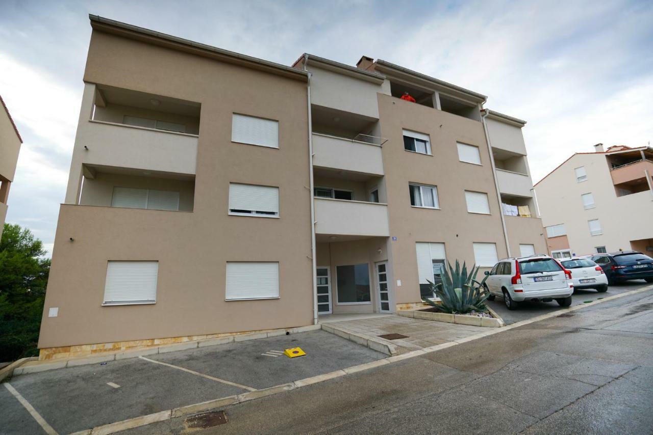 Apartman Reno Ζαντάρ Εξωτερικό φωτογραφία