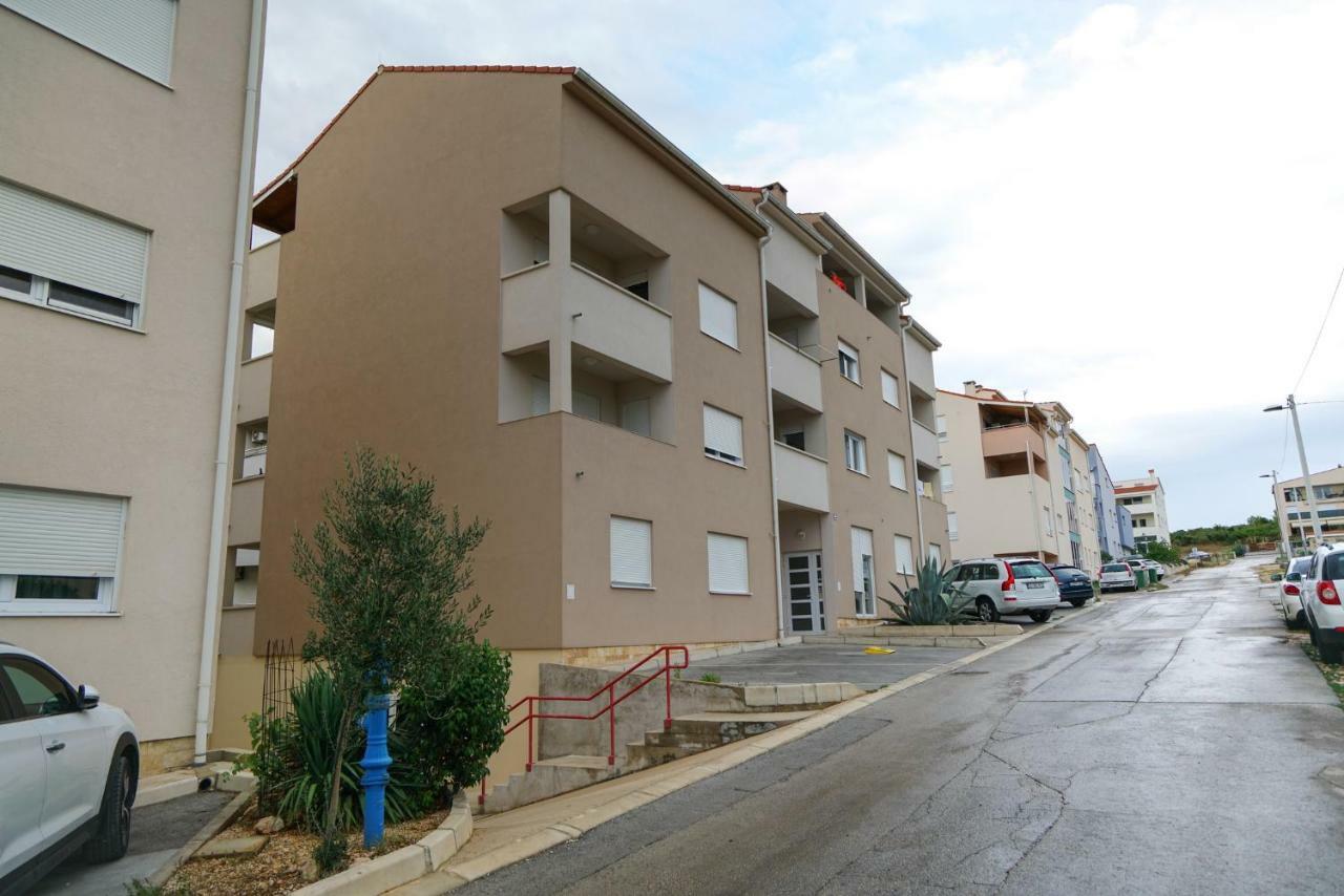 Apartman Reno Ζαντάρ Εξωτερικό φωτογραφία